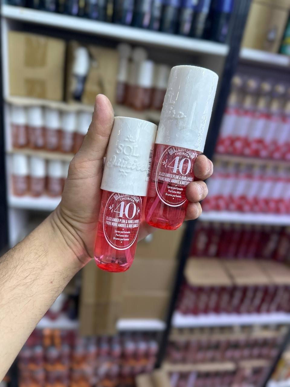 سبلاش الشعر والجسم خرافي
SOL DE JANEIRO Perfume Mist
الاشهر والاكثر طلباً من سول دي جانيرو 😎🥇
سبلاش عطري للجسم والشعر برائحة مُهدئة لأمواج الشاطئ الدافئة 🏖️والنباتات الاستوائية لتغمرك في روتينك😌

تنقلك الروائح المختلفة مابين الزهرية ، الحلوة ، الفاكهيه المنعشة 

💙 روابطنا الرسمية 💙
━━━━━━━━━━━━━━━
🔹 قناتنا على التليجرام
💙 https://t.me/cnvxhkkgfjlkfshklmklljfcjllhgfhk
━━━━━━━━━━━━━━━
🔹 صفحتنا على الفيسبوك
💙 https://www.facebook.com/share/1CspoQ6L4S/
━━━━━━━━━━━━━━━
🔹 حسابنا على الانستغرام
💙 https://www.instagram.com/e_o_p.90?igsh=MTk4eGduOWVvdW1ydQ==
━━━━━━━━━━━━━━━
✨ نورتونا بكل مكان ✨


**إذا كنت صاحب هذا الإعلان وتريد حذفه لأي سبب، رجاءا أرسل رسالة إلى الدعم الفني**