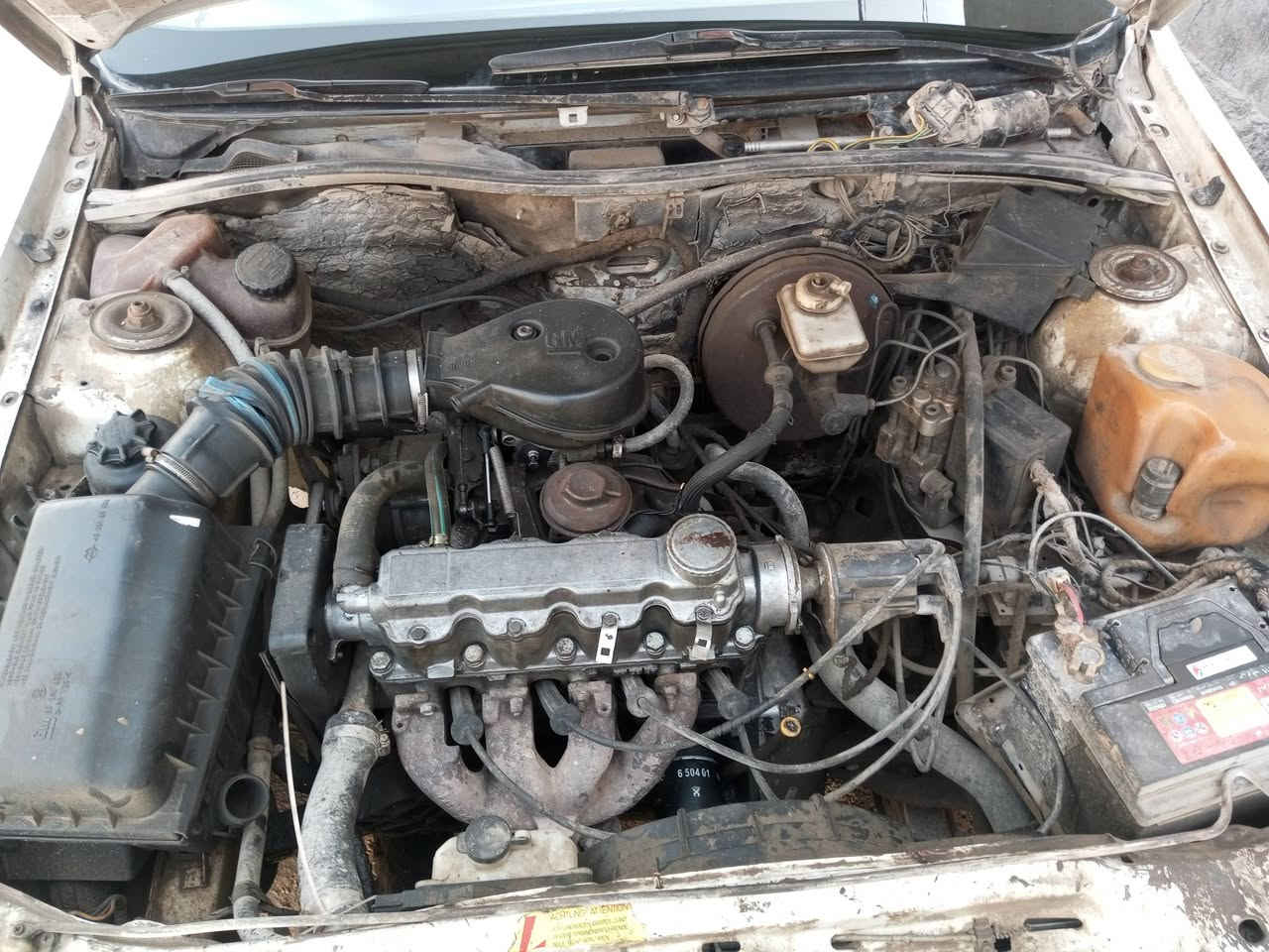 سلام عليكم الاعزاز ومن رخصة اداره الكروب.   عندي فكترا رقم نجف انكليزي سنويه جديده نافذه لغايه 2030 مداور ثاني يوم هاي الاصوليات الباقي محرك 1600 بي خيط بخار بسيط كهربايات لايت بك لايت ماسحات مسجل جاهزات.   للبيع السعر 16 وبيهه مجال مكاني نجف ناحية القادسية رقمي ***********.    سياره حلوه مال جناي
