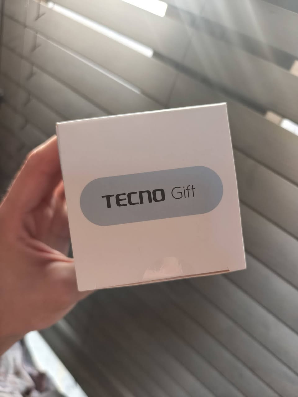 ✨ **مطارة TECNO جديدة بالباكيت** ✨
 * **السعة:** 500 مل.
 * **المميزات:** خفيفة جداً (73 غرام)، شكل أنيق ومحكمة الإغلاق ضد التسريب.
 * **الحالة:** جديدة تماماً
**السعر:** [10]
للحجز راسلني خاص


**إذا كنت صاحب هذا الإعلان وتريد حذفه لأي سبب، رجاءا أرسل رسالة إلى الدعم الفني**