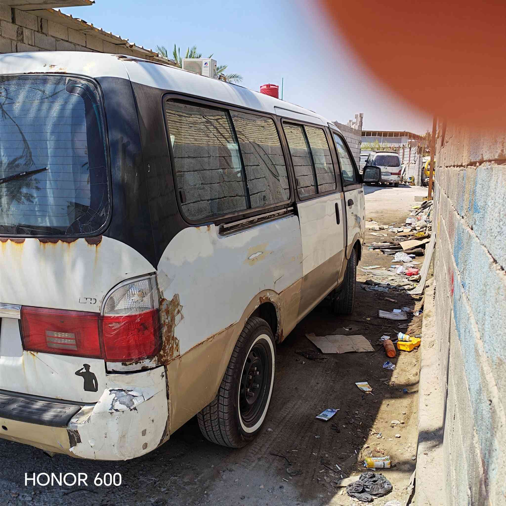 بريجو مبجم سنويه ل29
مكينه كير كفالة تبريد ثلج
حدادة تخم تايرات جدد
سياره جاهزة من كلشي
رقم ألماني
سعر 62
مديل 2000
***********
