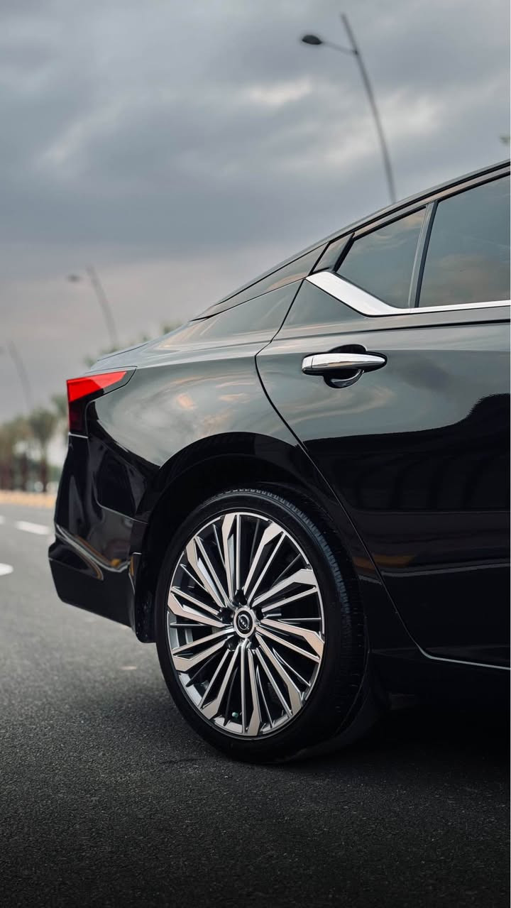 Nissan Altima SL ( فول مواصفات )
.
2024
.
ماشية ٣٨ ميل
.
مواصفات:
بصمة ابواب
بصمة تشغيل
سلايت
شاشة كبير
كاميرا 5
رادار 360
AUTO START
AUTO STOP
رادار امامي (تحديد مسار)
رادار جانبي (نقاط عمياء)
رادار خلفي (التحذير من الاصطدام)
حساسات جانبي
حساسات خلفي
تحكيمات ستيرين
كشن كهربائي
كشن جلد
كشن هيتر
ستيرن هيتر
تبريد مركزي
ليد زينون بيلادي LED لايتات
ليد بيلادى LED بكلايتات
ويل كروم
.
سيارة بدون صبغ ، جاملغ و بنيد مبدل بلادي نفس لون. رقم شاصي:
1N4BL4EV3RN356816
.
سعر السیارە ١٧٧ و بی مجال .
.
***********
.
مکان سیارە کلار كالار, السليمانية
