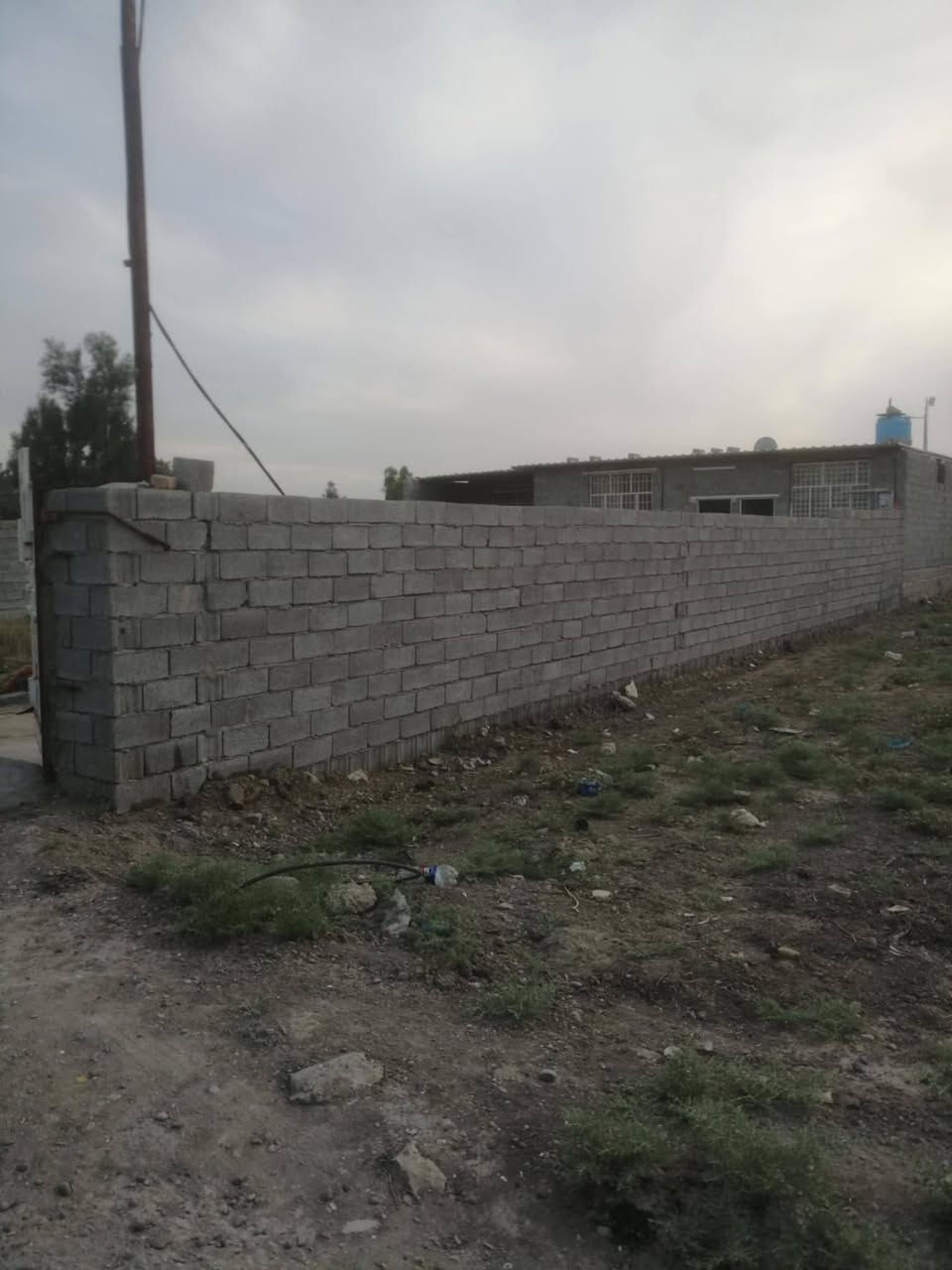 يا الله سلام عليكم حبايب طابو صرف زراعي ربع دونم تعبر زعيلات قرب نزله معمل الاسفنج
مبني منه ٢٠٠ ولباقي كاع مي كهرباء
السعر خابر وتدلل ***********
