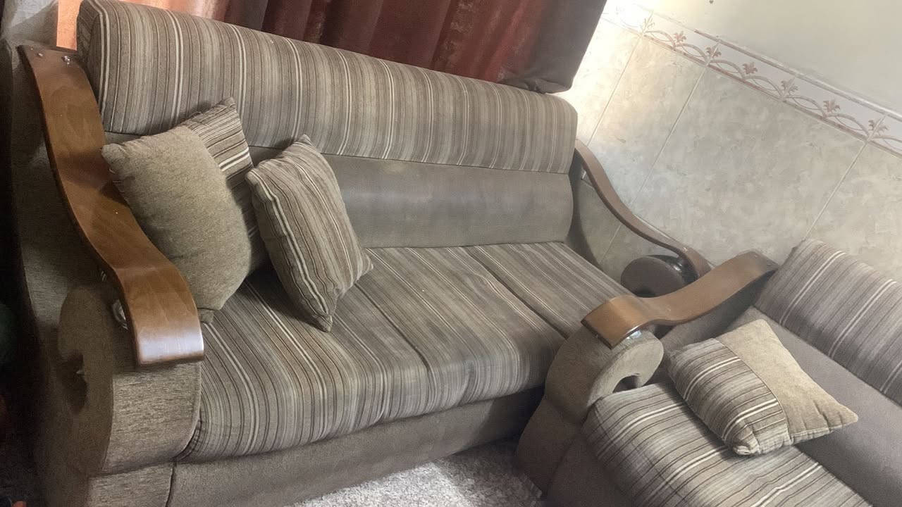(*********** )تخم للبيع السعر (200)
