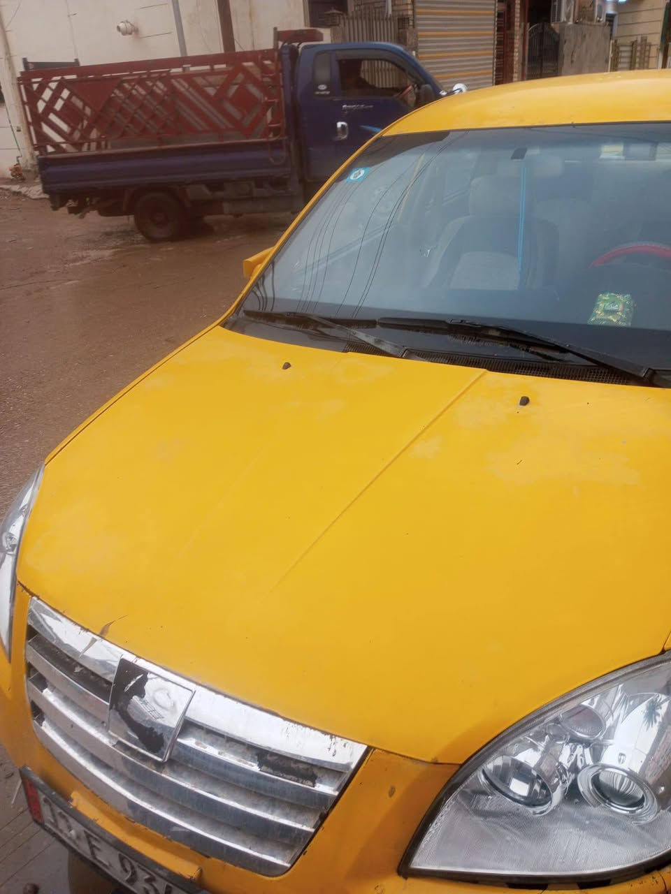 السلام عليكم سيارة شيري اي فايف 2013 للبيع العنوان بغداد الدورة الزراعي السعر 36وبيها مجال لليشتري التواصل الاتصال على الرقم ***********
