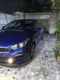 كيا فورتي 21 معوقين دخول 24 سياره نص فول 07700509008 السعر 120 رقم بغد...