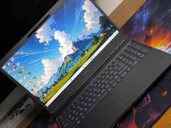 ✨ *Dell Precision 7560 – ملك الأداء والمواصفات*

🔹 *المعالج*: Intel Core i7 – الجيل 11 فئة H  
🔹 *الرام*: 16GB DDR4  
🔹 *التخزين*: 512GB SSD M.2  
🔹 *كرت شاشة داخلي*: Intel UHD 8GB  
🔹 *كرت شاشة خارجي*: Nvidia T1200 – 4GB  
🔹 *الشاشة*: 15.6 إنج FHD  
🔹 *كيبورد*:، عربي/إنكليزي  
🔹 *النظام*: Windows 11 Pro  
🔹 *الحالة*: نظافة عالية  

💪 موجه للي يشتغل على برامج ضخمة مثل:  
*AutoCAD – Revit – After Effects – Premiere – DaVinci – SolidWorks – Blender – 3Ds Max*

✅ مناسب للمهندسين، المصممين، المحررين، والمبدعين بكل المجالات الثقيلة.

📦 السعر: *715,000 دينار فقط*  
شامل التوصيل والملحقات (شاحن أصلي + حقيبة + ماوس وماوسباد)

📞 للطلب أو الاستفسار: *************  
📌 الكمية محدودة – احجز جهازك قبل لا يخلص! أربيل
