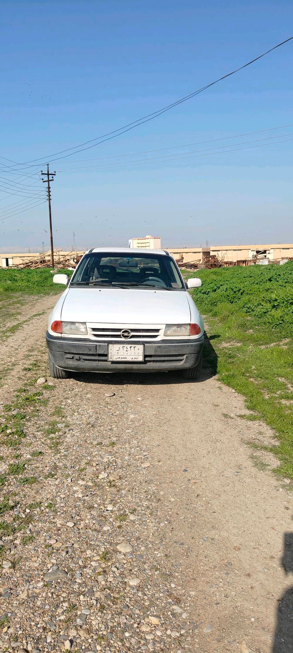 استره 93 نينوى الماني كير ومحرك شرط  مكفوله  من الضرر 
ما بيها نقص كوبون بانزين بيها   
