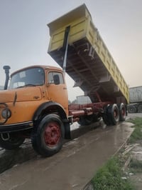 � للبيع لوريات عدد (2) 🔹 🚛 الأول:   • الموديل: 1979  • السعر: 55,000,0...