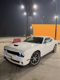 دوج جالنجر ٢٠٢٣ السياره جيتي بلاد  محرك ٦/٣٦٠٠ كشن تدفئه  شاشه جبير  س...