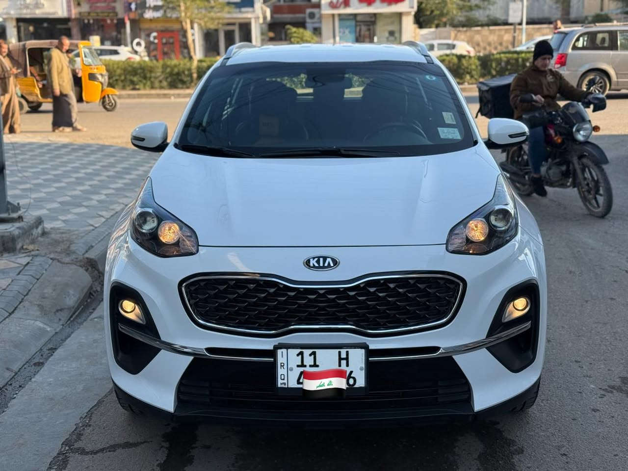 السلام عليكم اخوان كيا سبورتج موديل ٢٠٢١ ضمان الشركة الدولية العراقية بحالة الزيرو رقم بغداد الجديد باسمي من الزيرو ماشية ٢٤ الف بعدها بجياست الشركة مكفولة كفالة عامة من صبغ بارد تبديل رصعات جديدة جدا جدا المواصفات بيسك شاشة ابل كار بلاي اريل نفكيشن ٣ وضعيات قيادة حساس امامي خلفي كامرة خلفية دوارة  مري شفط اشاير بالمري وبعد بيها هواي مواصفات مكاني بغداد حي البنوك رقمي للاتصال ***********
