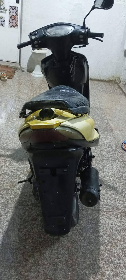 ماكس 140دراجه نضيف كلجات جديده اي نقص مابيهة سلف هندر شلعه ومعدل محرك بلادي مكاني بغداد غزاليه.
***********
