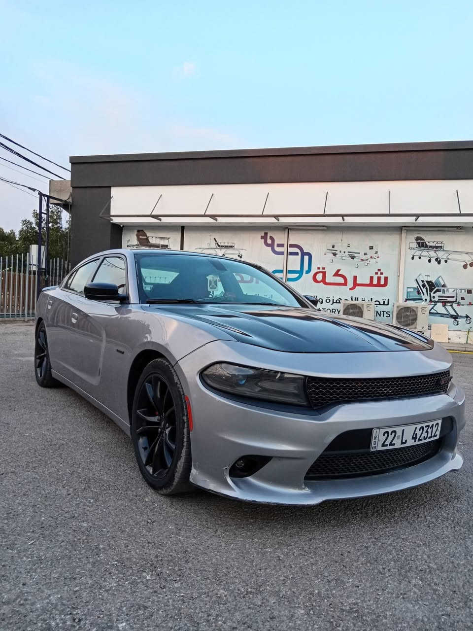 سلام عليكم جارجر مديل 2017امريكي حادثه بنيد بدون داخل وبيه بل عراق نص جاملغ خلفي فقط ماشيه 100اصل محرك 3600مكينه وكير وتبريد وحداديه كله شرط ع وضع شركه تخم تاير جديد حداديه جديده موصفات sxtرقمه اربيل الإنكليزي سعره 179مكاني نجف اتصال فقط فقط ***********
