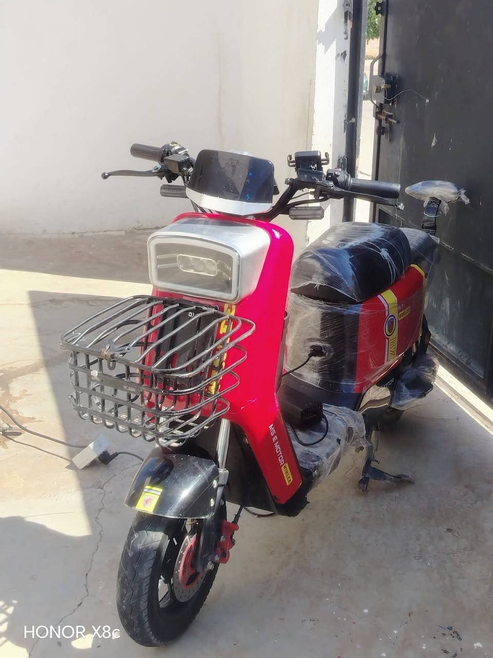 پاسکیل شحن R7بۆ بۆفرۆشتن سحری 350هزار ***********
