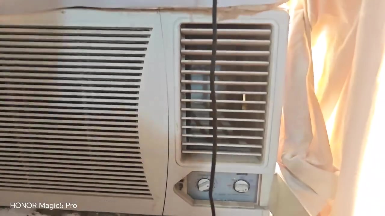 مكيف توسوت 2 طن للبيع
تجي تفحص بالبيت  وتاخذه


**إذا كنت صاحب هذا الإعلان وتريد حذفه لأي سبب، رجاءا أرسل رسالة إلى الدعم الفني**