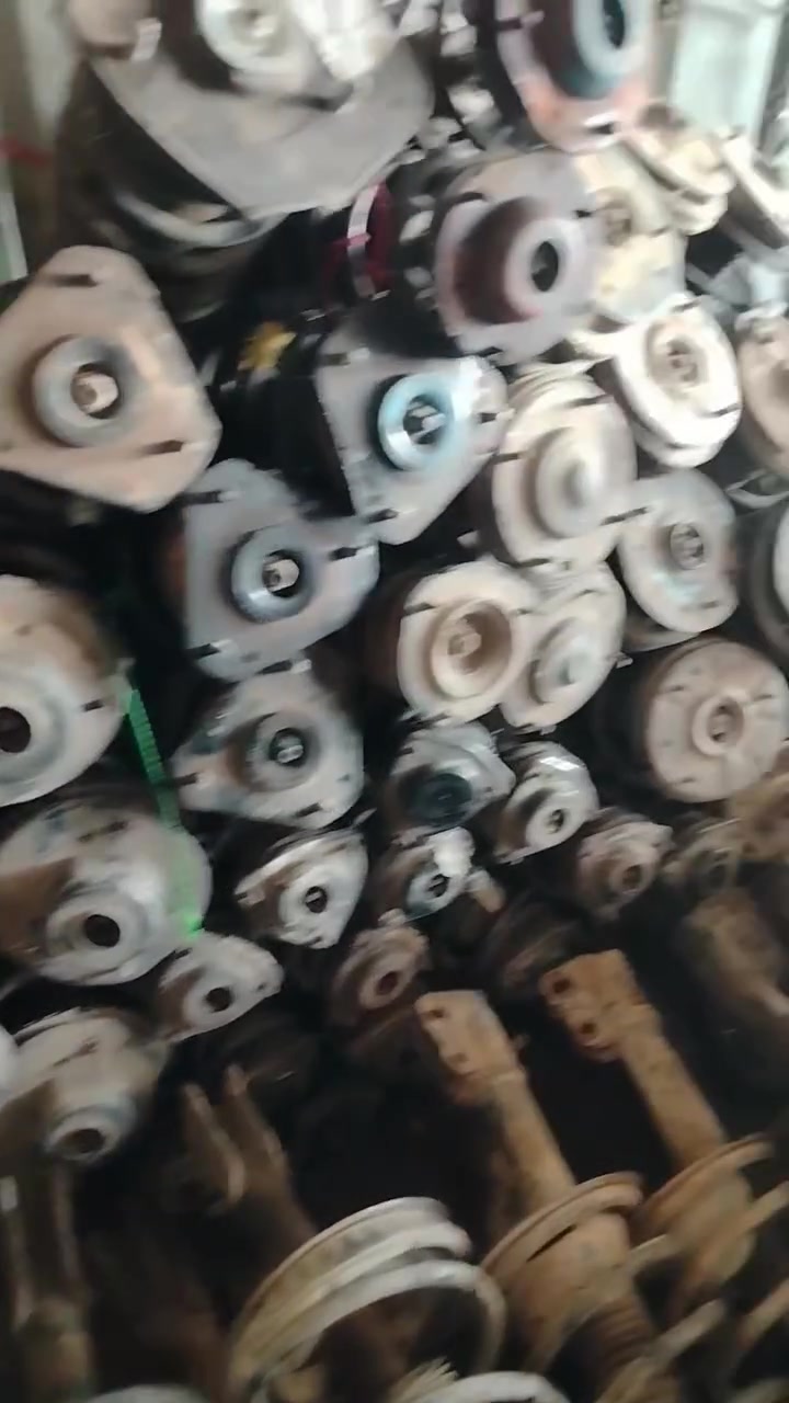 ***********
