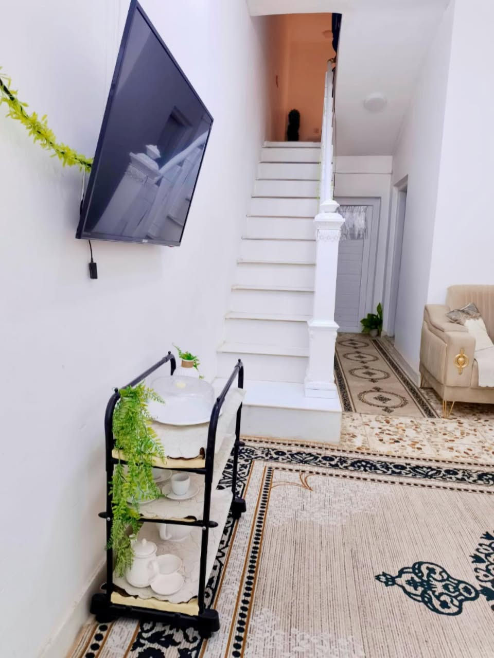 🔸دار سكن للبيع (بيع سريع) 
مطلوب لصندوق الإسكان 30 مليون 
🔹التسديد الشهري 225 الف 
🔸حي الحضارة على شارع 20 متر مقابل ساحة 
🔸المساحة 110 متر  طابقين 
واجهة البيت 5.5 *20 
🔸الاول استقبال ومطبخ وصالة وغرفة نوم ومدخل الارضية كاشي 
🔸الطابق الثاني 2 نوم نظام سويت الارضية بورسلاين 
———-للاستفسار مراجعة مكتب الضياءين للعقار او الاتصال على الرقم ***********
