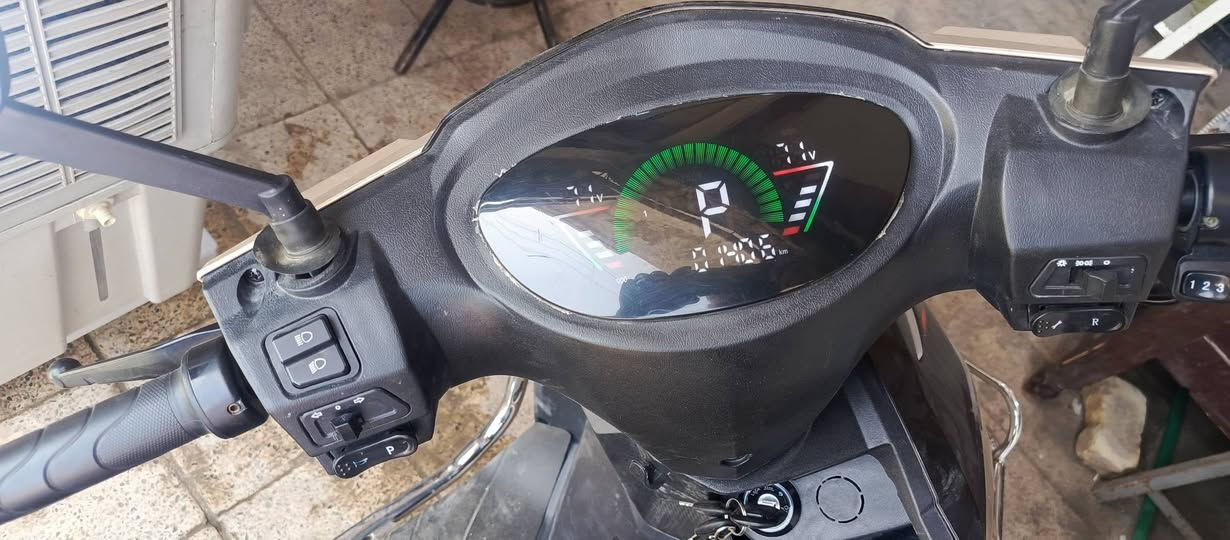 للبيع فقط سكنس حديث ملف 2000 6بطاريات  سرعه 100 الدراجه زيرو بعدها سعرها 800 بيها مجال عنواني تاجي سبع البور شارع 60 رقم الهاتف ***********
واتساب ***********
للبيع فقط سكنس حديث ملف 2000 6بطاريات  سرعه 100 الدراجه زيرو بعدها سعرها 800 بيها مجال عنواني تاجي سبع البور شارع 60 رقم الهاتف ***********
