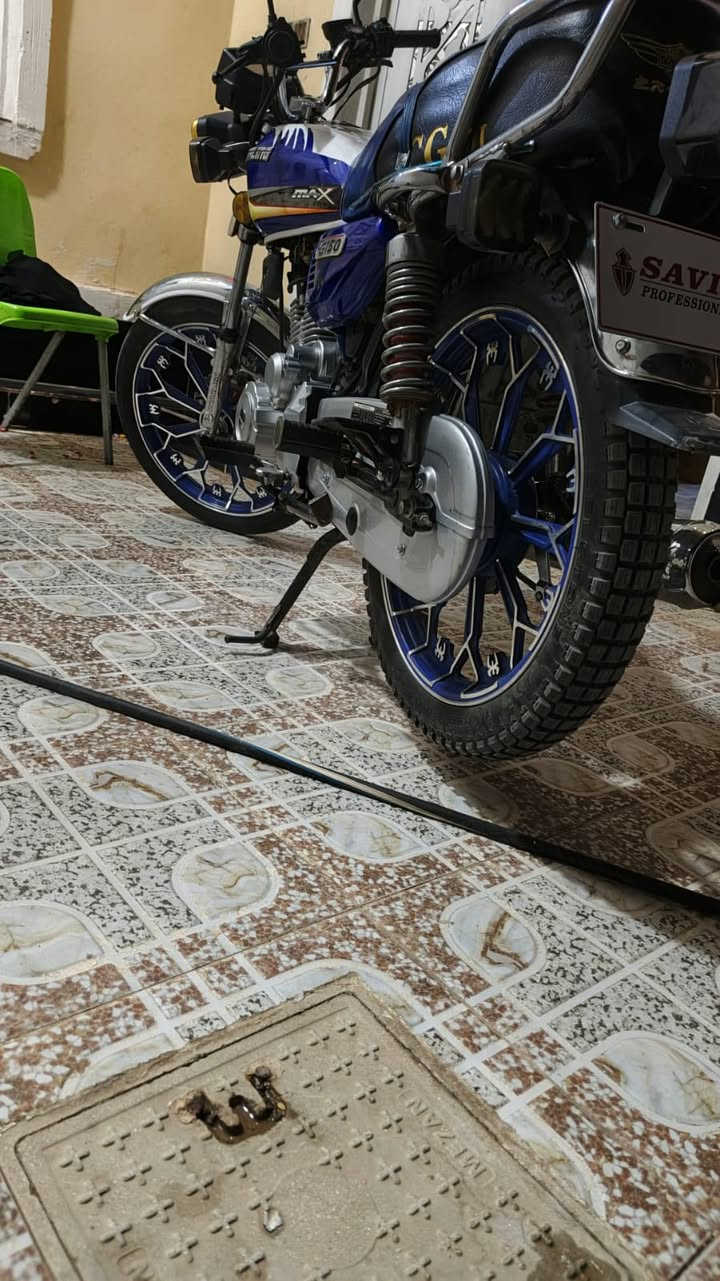 السلام عليكم دراجه ايراني موديل 24 نضافه شوفه عينك سعره 675 لاستفسار 

0781 559 7114
او ***********
