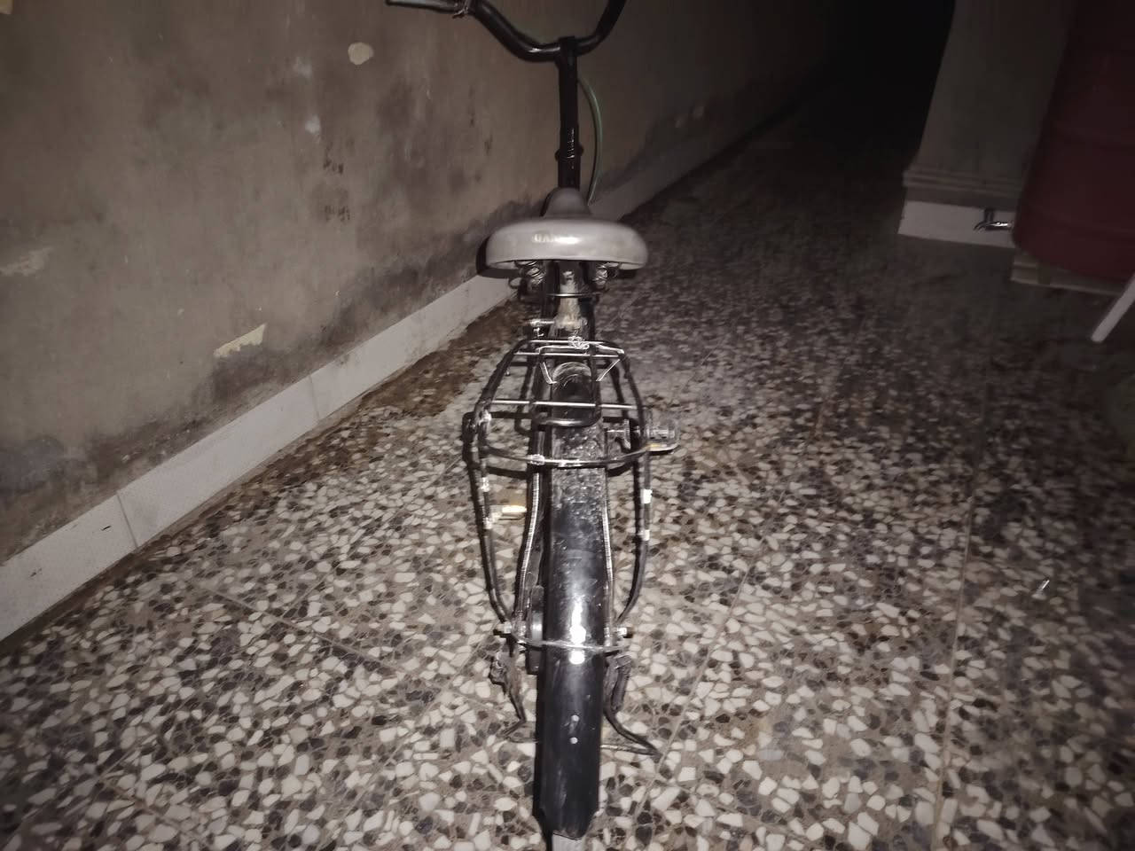 سلام عليكم بيسكل ياباني للبيع حجم 26 سعره 60 وبي مجال معا طياريه للشراي اهلن وسهلن مكاني ميسان ابو رمانه


**إذا كنت صاحب هذا الإعلان وتريد حذفه لأي سبب، رجاءا أرسل رسالة إلى الدعم الفني**