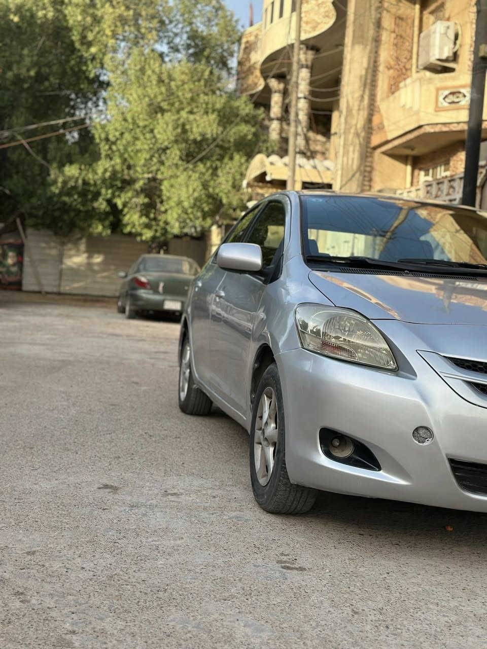 السلام عليكم  ( للبيع )

⚜️ تيوتا يارس موديل 2007 

⚜️ خليجي محرك 1600

⚜️ سيارة نضيفة بيها صبغ الجاملغات الامامية والخلفية والباب 

⚜️ الخلفي بسبب الجراد مو مضروبات لان السيارة لونها جارد 

👈 للاستفسار ع السعر ….👇🏻👇🏻👇🏻👇🏻

***********

