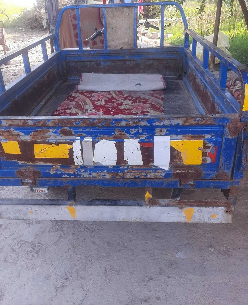 سلام عليكم ستوته للبيع مديل 18 مكفوله وكرهبائيات شغاله
سعر 750 وبيها مجال قليل  العنوان واسط  الزبيديه قريه ام سنيم للأتصال ***********
