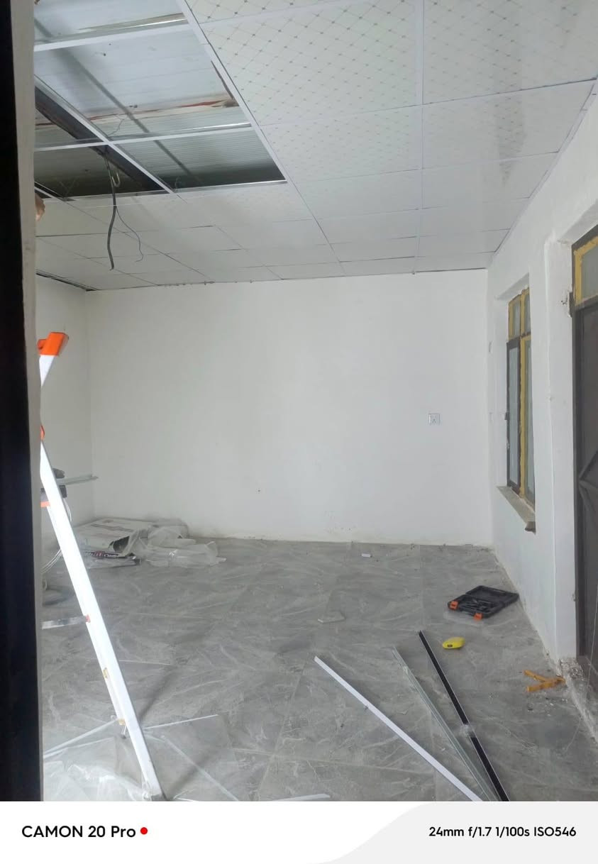 السلام عليكم سقوف ثانويه عنوان بغداد رقم الهاتف ***********
