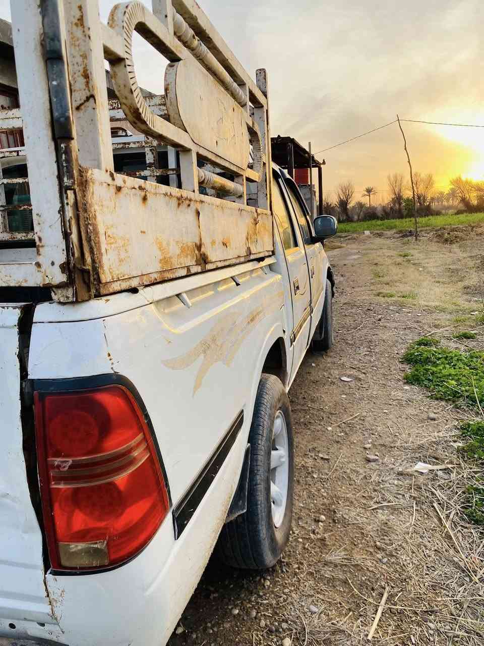 سلام عليكم سياره كنو 2012سياره خير من كهربائيات كلها شغاله محرك نضيف رقم واسط سنويه ساقطه راعيها موجود تحويل ثاني يوم السعر 37وبيها مجال رقم الهاتف ***********مكان السياره واسط عزيزيه
