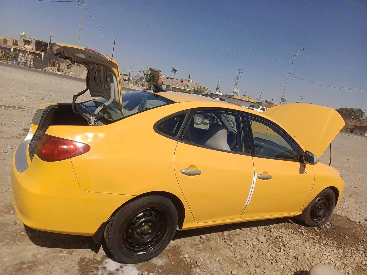 سلام عليكم النتره للبيع  2009 مصفره هيئه وغرامات ورقم جديد تخم تاير السعر 80 وبيها مجال للطيبين وانا خادم*********** الاتصال على الرقم مكلف بالنشر مكان السياره دوانيه
