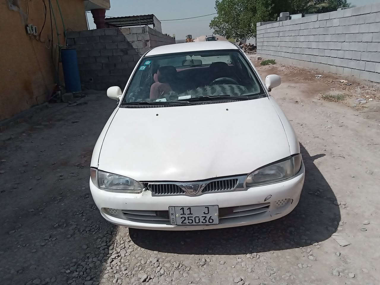 للبيع ابرَتون ٢٠٠٢ رقم انكليزي بسمي سنوية ٢٨ مكان واسط الحفرية مصبوغة عام. رقم ***********
