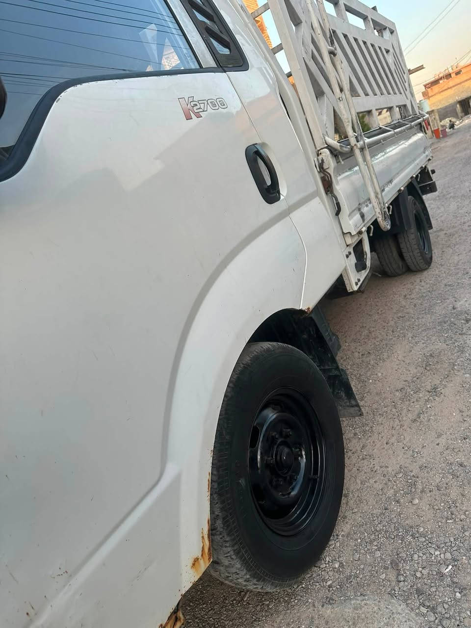 سلام عليكم سيارة كيا حمل البيع سيارة جهازة من كلشي مكينة كير فقط بنيد مبدل  سعر 90  وبية مجال الطيبين مكاني بغداد 
***********
