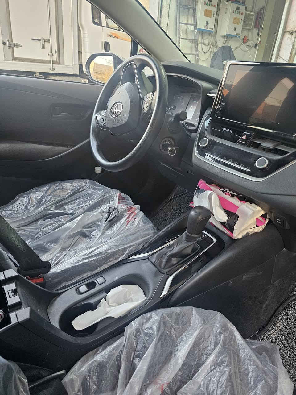 السلام عليكم كورلا مديل ٢٣ بدون ارباك بيها بارد شويه صبغ رقم بغداد محرك ٢٠٠٠ LE السعر ١٥٣وبيها مجال مكانه بغداد الدوره ***********.  شباب اتصال فقط مكلف بل نشر
