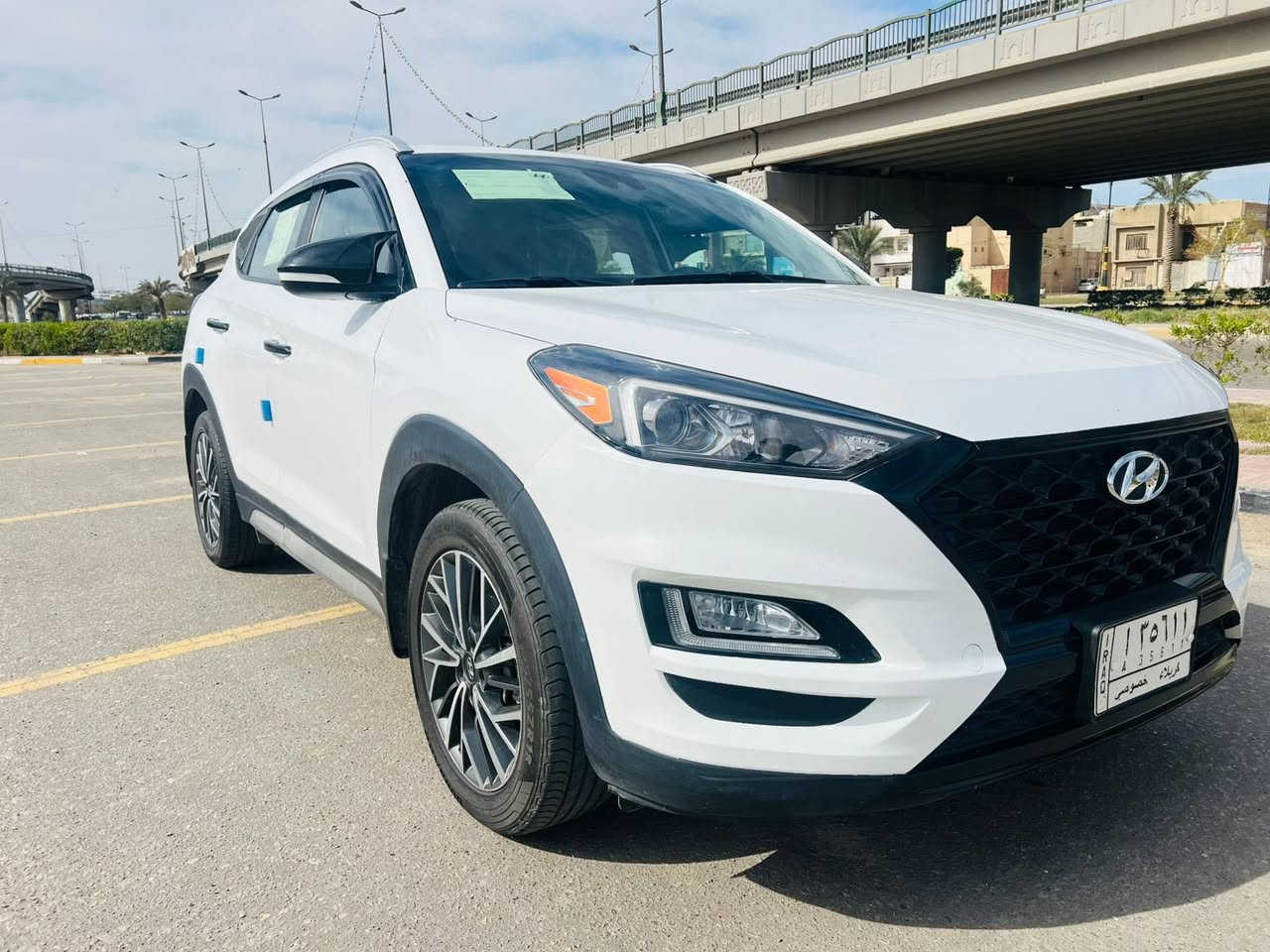 توسان فول عدا اافتحه موديل 21  وارد امريكي صورة الحادثه موجوده بالمنشور  رقم كربلاء محول إنكليزي  مكانه هم كربلاء سعر ب180 وبيه مجال  للشراي تواصل ع هذا رقم ‭0773 225 3604‬ او خاص
