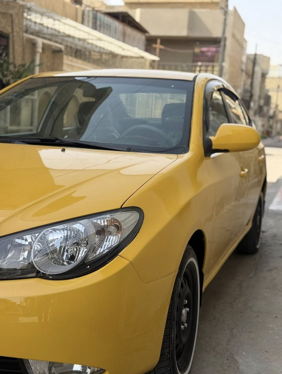 الانتره 2010
ورارد خليجي 

رقم بغداد. 

مكينه 1600 دكشن عالي 

السياره مكفوله من الحادث او تبديل 

مكينه كير. خير من الله لاتنقيص ولاتبخير 

صدر امامي خلفي كله جديد 

تخم تاير جديد 

دوشمه عام 

تبريد ثلج 

مصفره هيئه وغرامات 

عارضها 110 وبيها مجال 

مكاني بغداد 

***********
