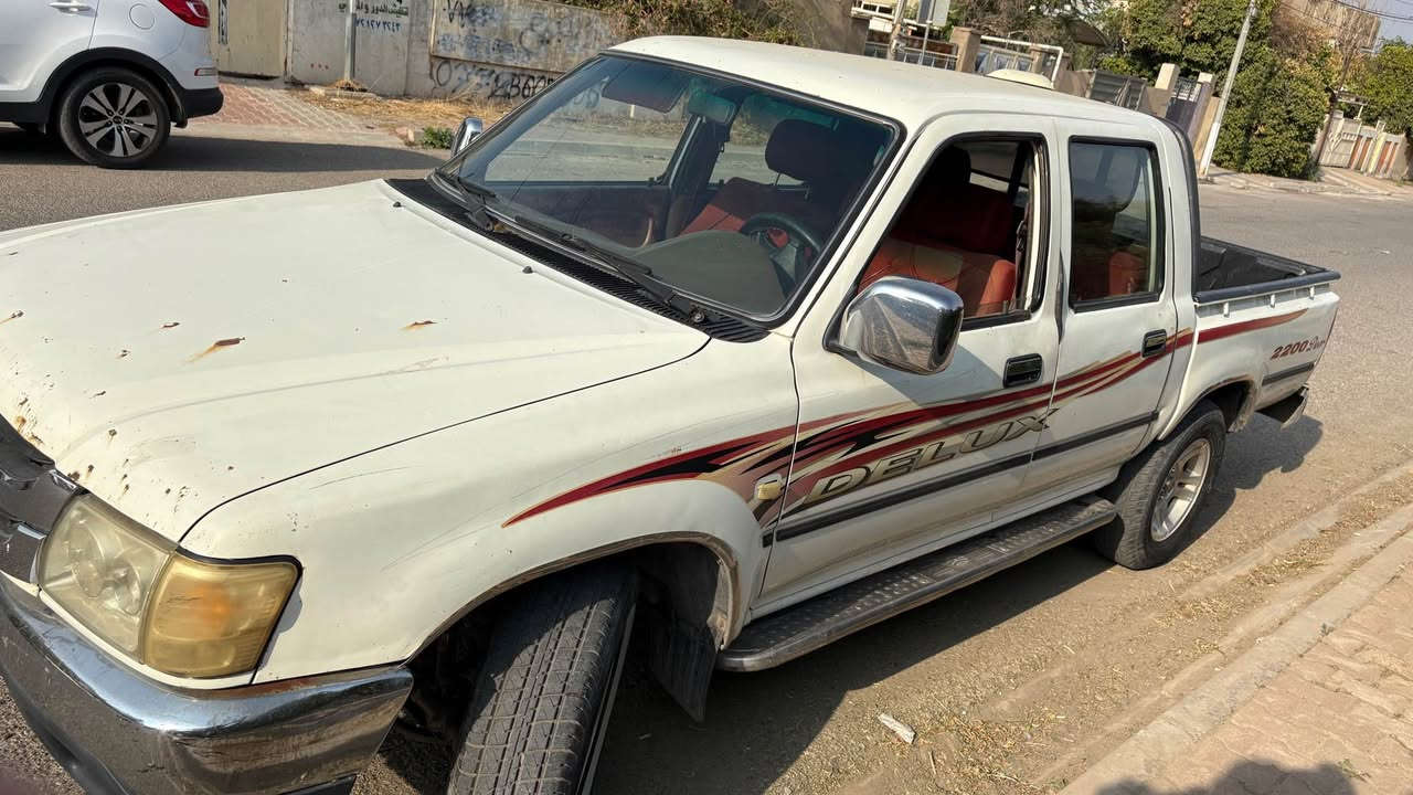 سلام عليكم ورحمة 
سيارة Deer
2007
سيارة مابيها شي فقط بيها خياس قليل
كير محرك بشرط 
بطاقه بانزين موجود 
دهن جديد 
مكاني كركوك 
رقمي ***********
سعره 53 وبي مجال همينه للطيبين Singapore
