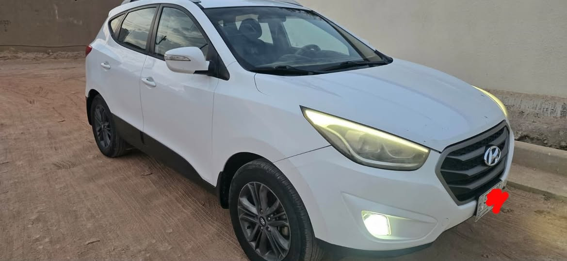 سلام عليكم توسان للبيع موديل 2015 السياره خليجي مكفوله مكاني بابل للتواصل ***********
