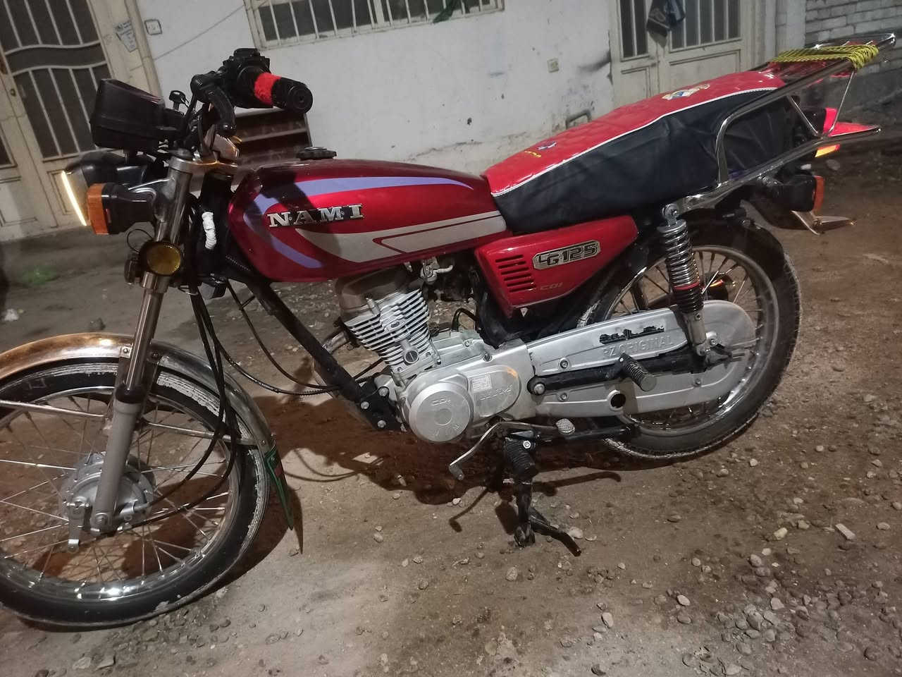 سلام عليكم دراجه اربعه كير    اربعه وعشرين اوراقها سكنر مكفوله من كلشي كربلاء حي العباس السعر 550 وبيها مجال ***********
