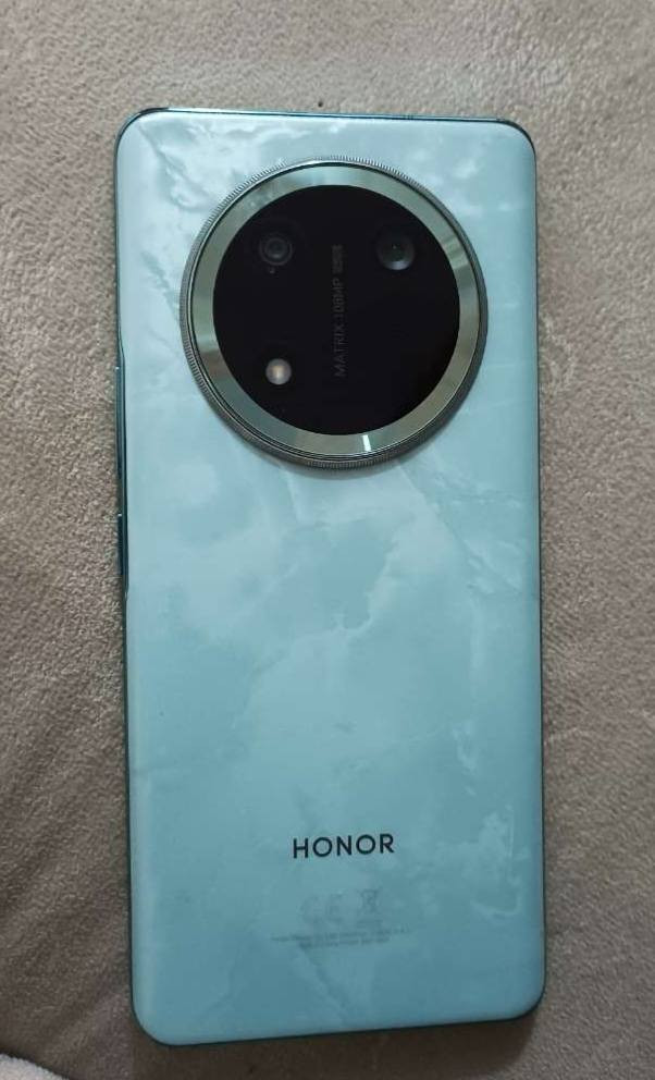 سلاو ئه و موبايله بؤ فرؤشتنه honor x9c
ram12+12
gb 256
شوين هه ولير نرخي 240 هه زاره


**إذا كنت صاحب هذا الإعلان وتريد حذفه لأي سبب، رجاءا أرسل رسالة إلى الدعم الفني**