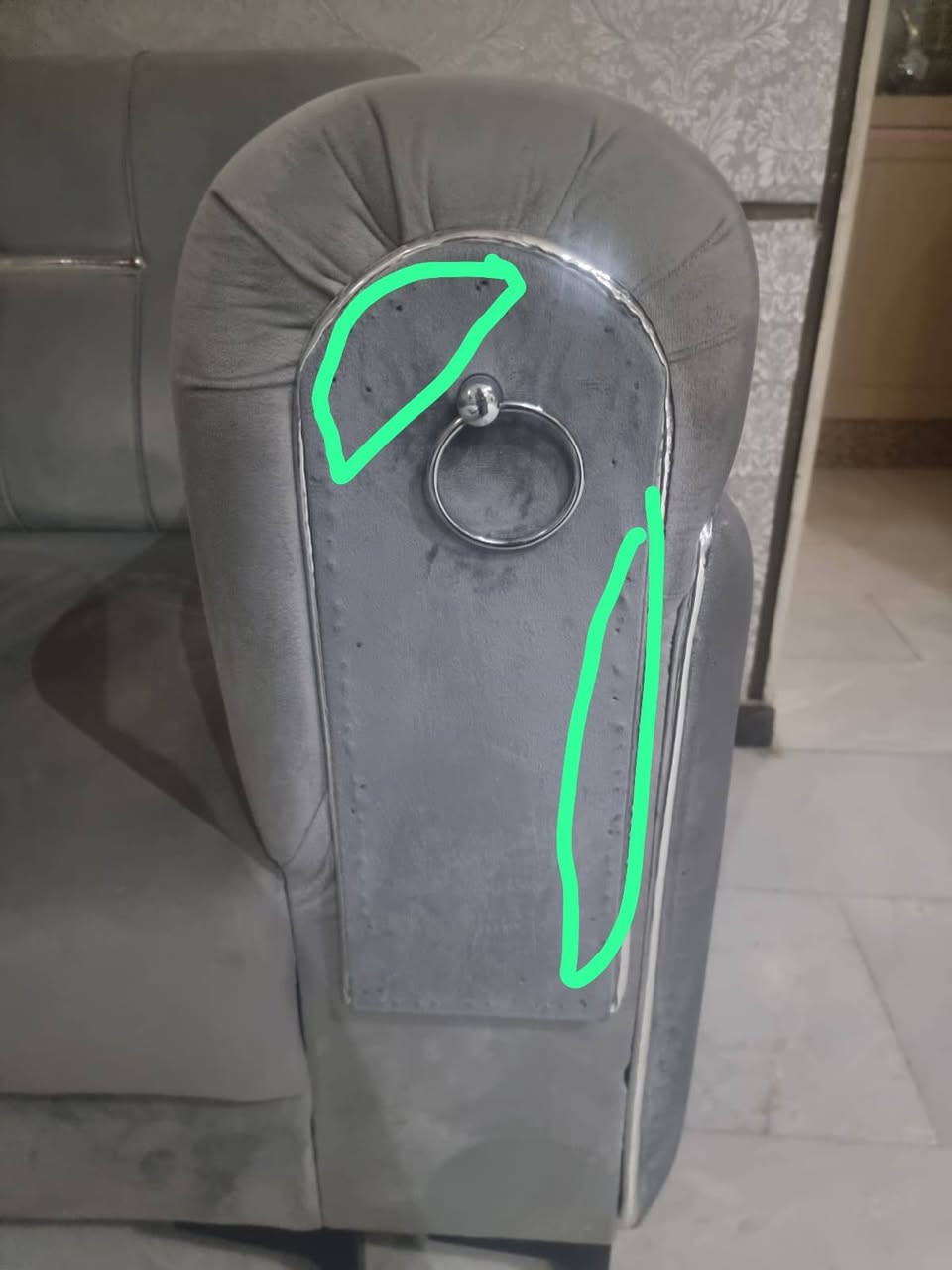 ديوان ١١ مقعد تزكام عراقي اضراره بصيطه العنوان بغداد جميله *********** مستعجلين عل البيعه
