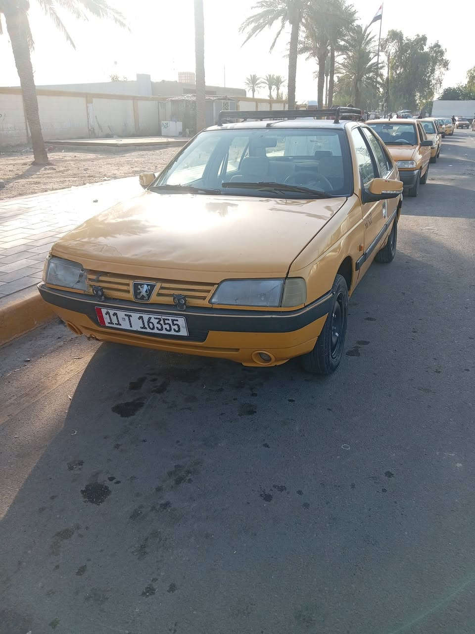 بيجو 405بدون صبغ بدون ضربه فقط جاملغ عكس السايق مبدل بسبب اخياس مكينة ياباني يارس كير اوتو جاهزه عده الصدر تعبان رقم انكليزي بسمي مصغره هيىه وغرامات السعر 32بيها مجال اتصال ***********
