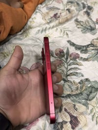 ايفون ١٣عادي بطارية٨٧ نضيف وتر جهاز ذاكرة١٢٨ مكاني بغداد رقم تلفون٠٧٧٠...