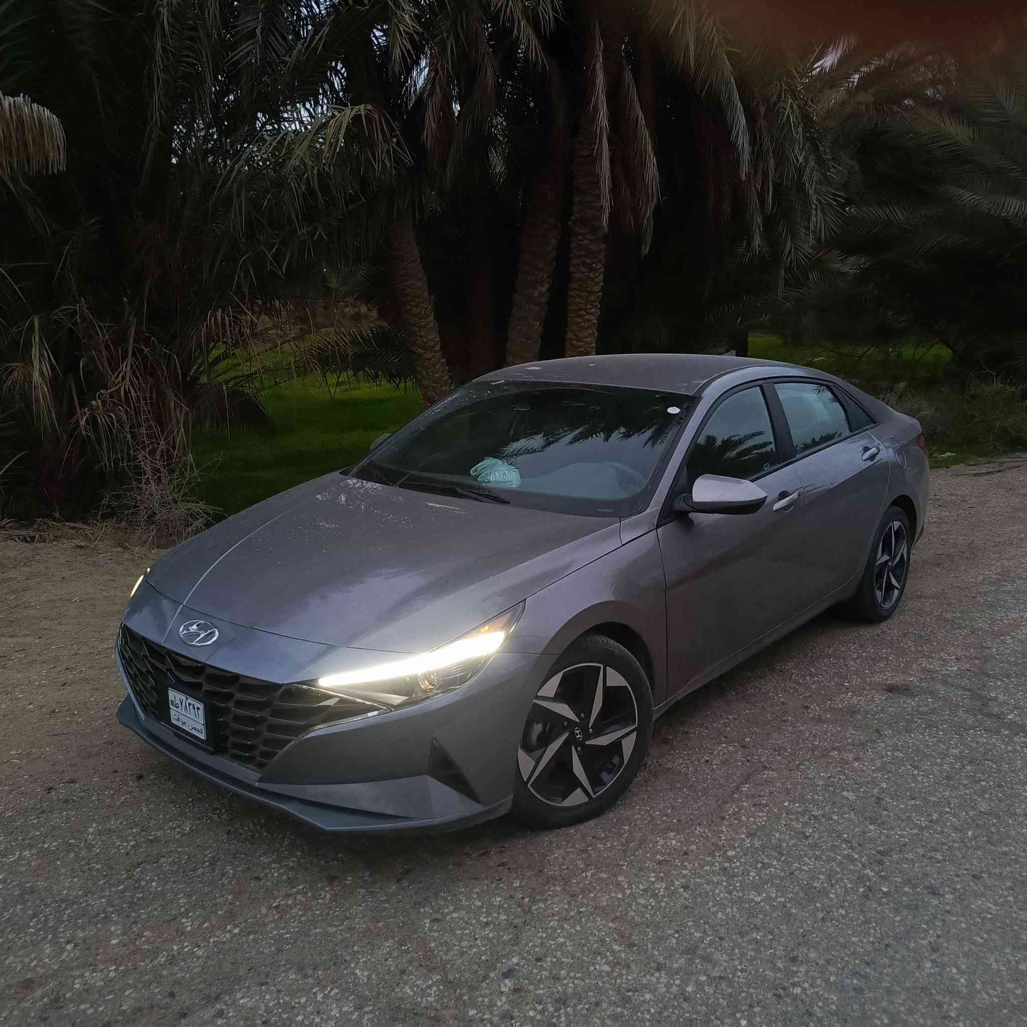 السلام عليكم الانترا امريكي 2023دخول شهر 9 فول مواصفات نقص فتحه بس سياره تخبل بعدها ع وضع الشركه ماشيه 43الف ارباك ستيرن 
منفيسها بسم ابن عمي ترقيم مباشر 
سياره بيها قطعه وحده صبغ وعابر ع الباب شبر 
السعر 140وبيها مجال بسيط مكان السياره بابل مسيب 
***********
