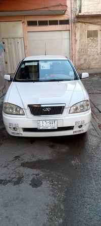 سيارةكوين 2013 سنويه ساقطة بيها صبغ بل دوسه باب النفر مكان صغيرة تبريد...