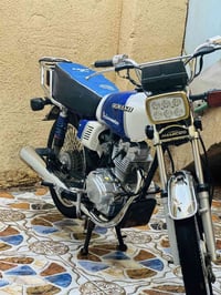 للبيع لبيع دراجه ايرانيه النوع نامة موديل 21  نضيفه اوراق كامله  ما مر...