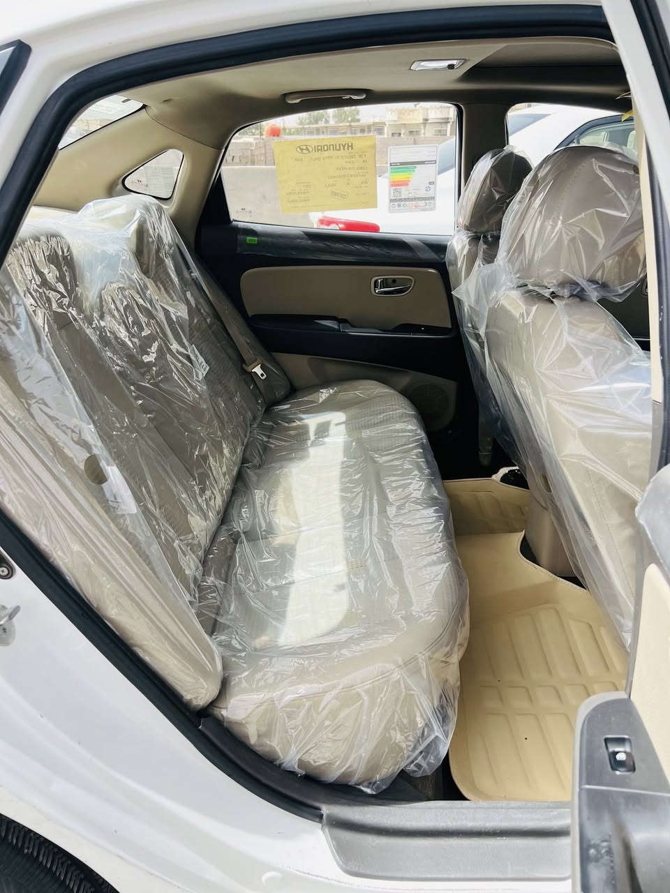 موديل ٢٠١١ مكينه  ١٦٠٠ وكير شرط رقم سليمانيه 
مكفوله من صبغ بيها بارد قليل 
سعر ١١٠ وبيها مجال الطيبين 
مكاني بغداد جسر ديالى 
تبريد ثلج تخم تاير جديد 

‭0776 321 4143‬
