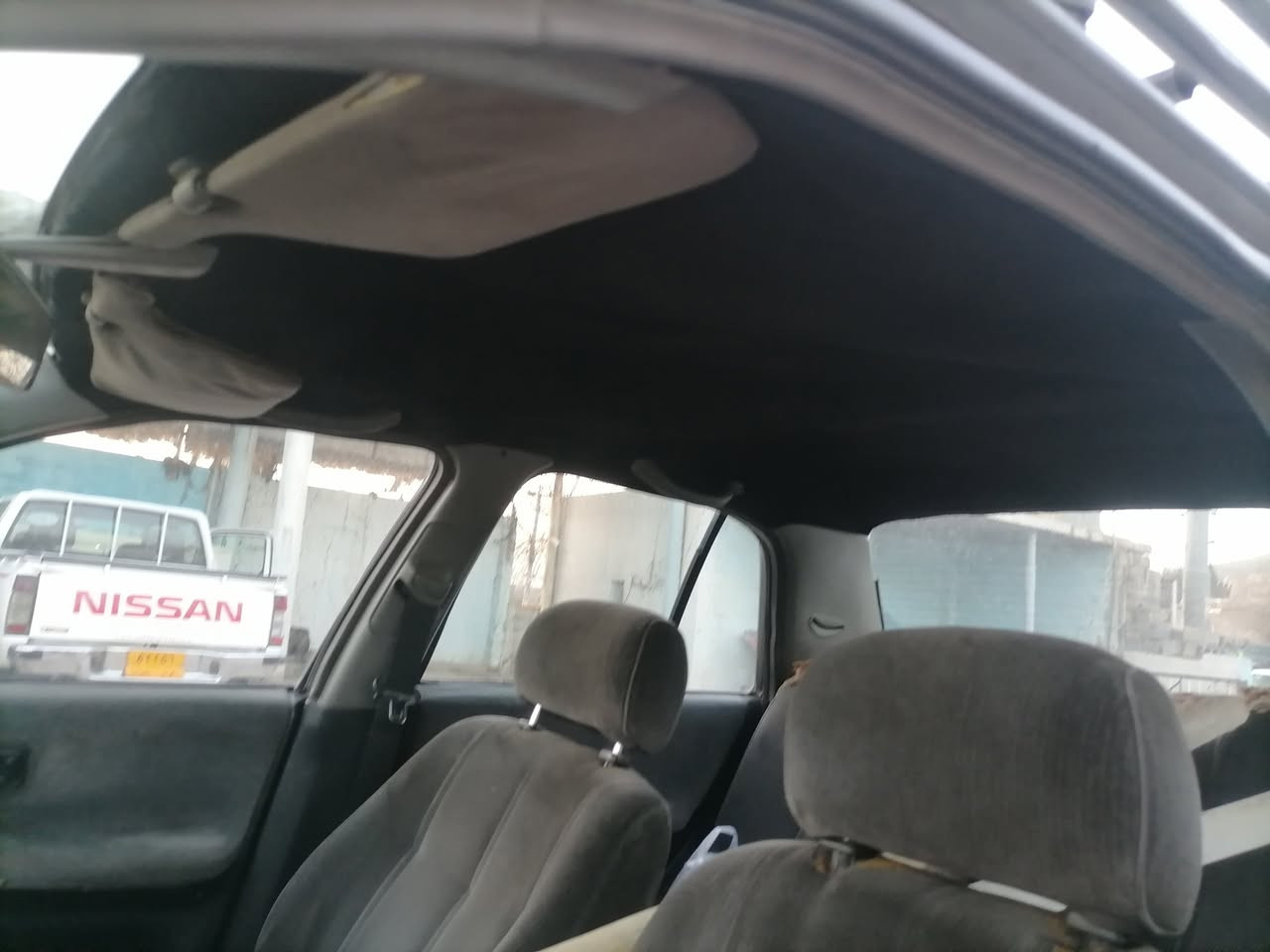 نیسان سەنی مۆدیل 1994 سەیارەکە زۆر جایزە گیرو مەکینەی بەشەرت کارەبای بەشەرت جوار تای جوانی لەژیرە 
لایتو گەرمی بەشەرت سەیارەکە علوجە 
سعری 15 گەلا 
ژ.م/***********
