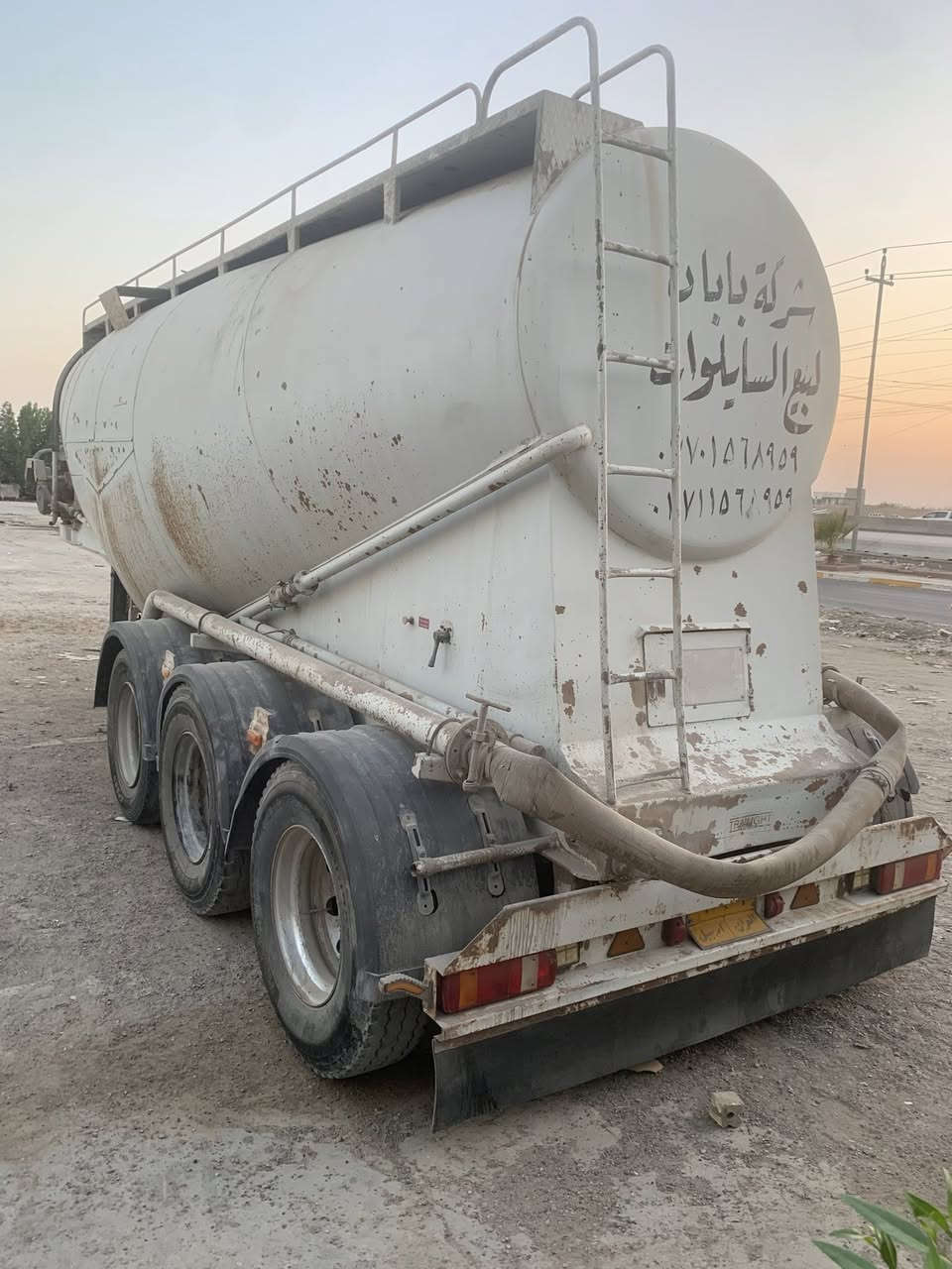 سلام عليكم سايلو البيع سبعه تركي ظاغطه تركيه اربعه بستم محور 22 تايرات نص عمر    التصال على ***********
