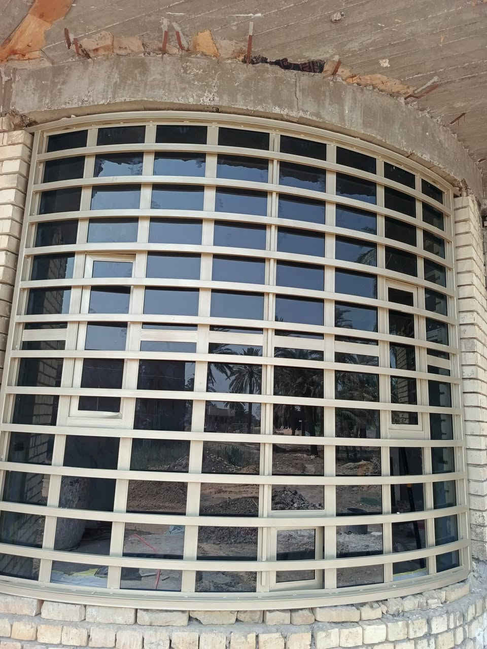 اذا كان الجمال يجذب العيون فأ تفاصيل أعمالنا تمتلك القلوب نقدم لكم كل ماهوه حصري وجديد في عالم ألجام وال PVC التركي ابواب شبابيك وكافه انواع ألجام :العنوان محاويل حصن جعفر شارع 30 الرئيسي قرب المعارض
*********** عماد الزيدي
