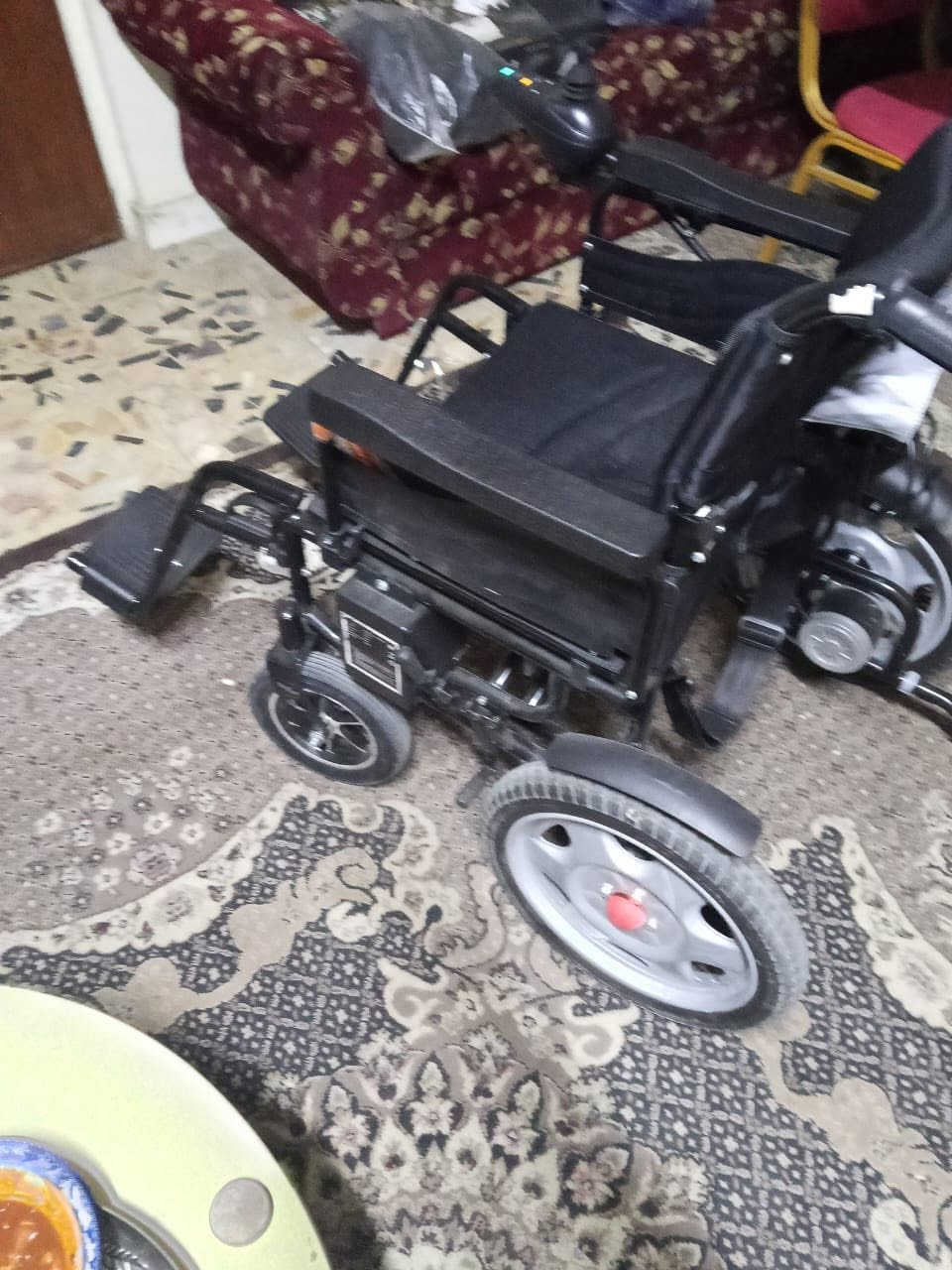 سلام عليكم سعر ع رقم  *********** هذا رقم يتواصل وياهم عنوان بغداد الجديده النعيريه قرب ماكولات وفلافل أبو طيبه
