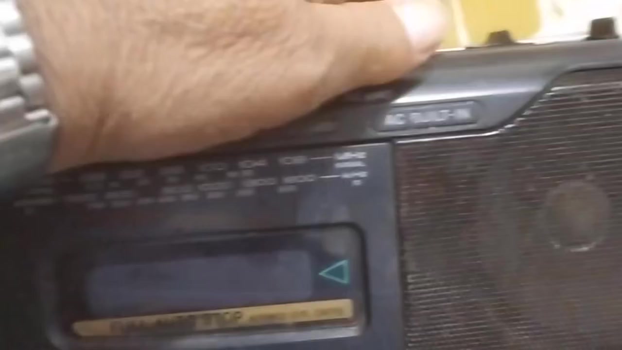 السلام عليكم مسجل راديو باناسونيك نظيف شغل ممتاز السعر 25 مع التوصيل


**إذا كنت صاحب هذا الإعلان وتريد حذفه لأي سبب، رجاءا أرسل رسالة إلى الدعم الفني**