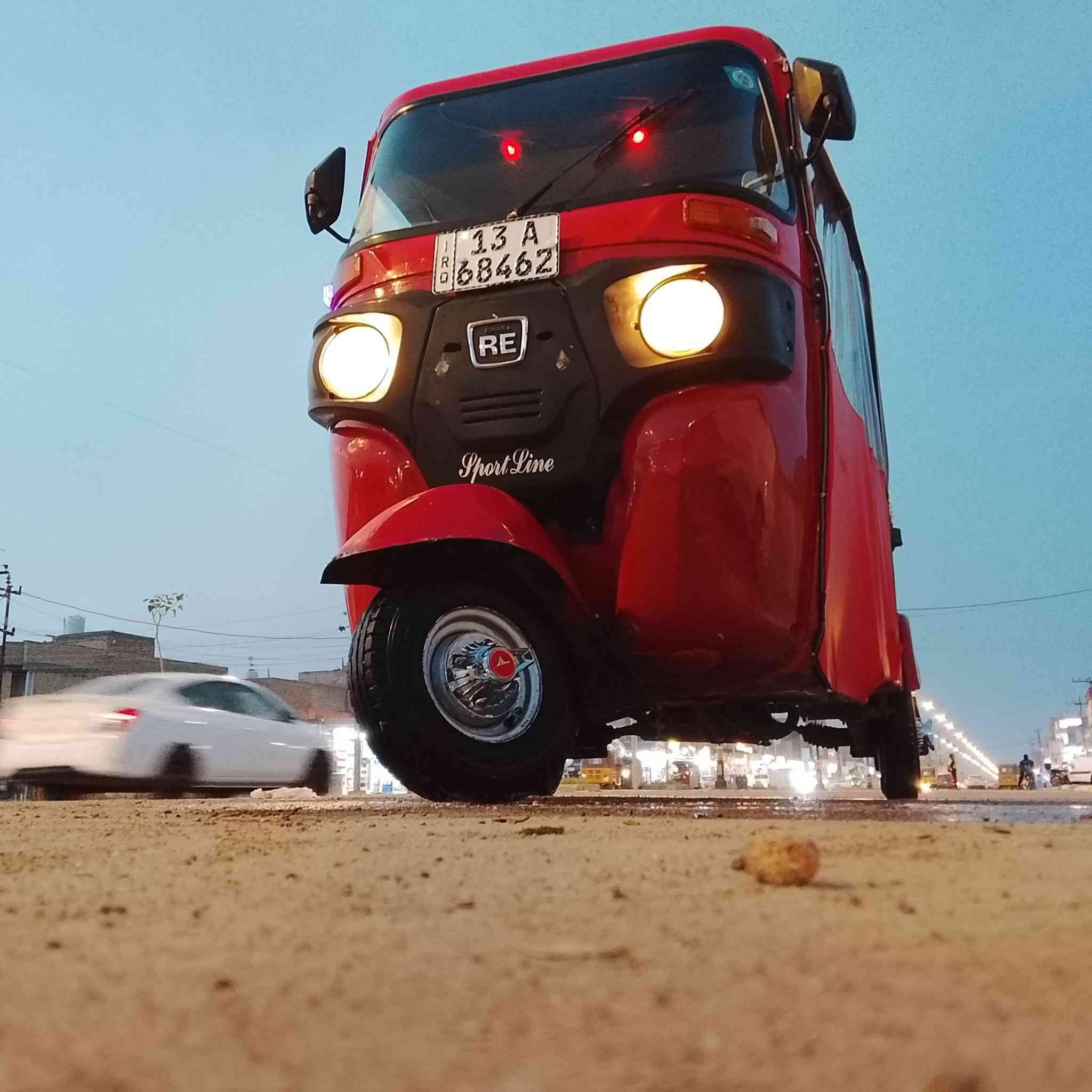 سلام عليكم تكتك لبيع مجفته مكينته مكفوله بس كعيه بس دوس معمره وبيه شغوط تكتك خير من يم الله رقم وسنويه بكاني ابو رمانه ميسان ***********سعر 5200 بيه مجال موديل 18 داغله 19 مو شراي لا يغابر
